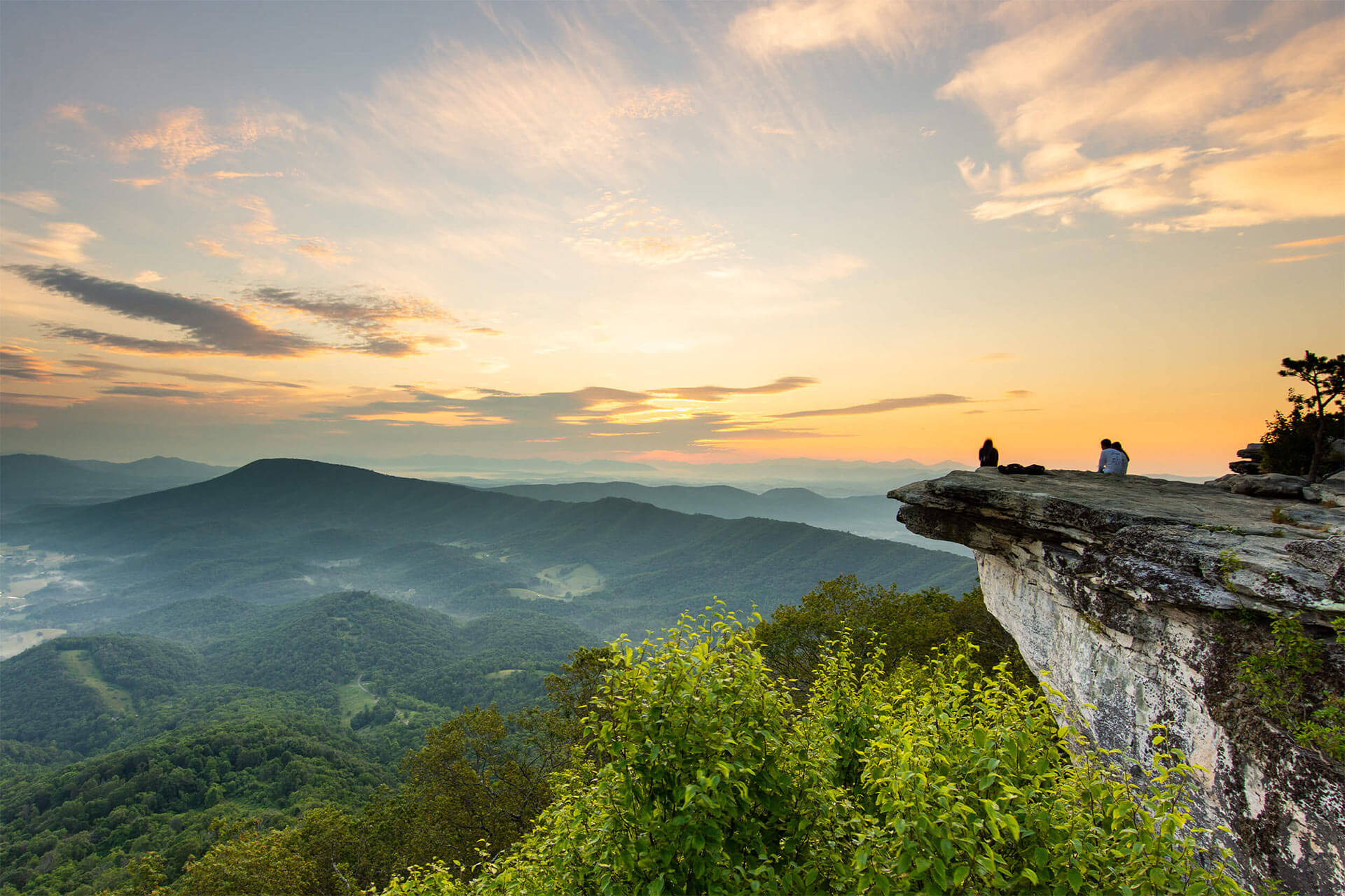 Mountain landscape scenic overlook